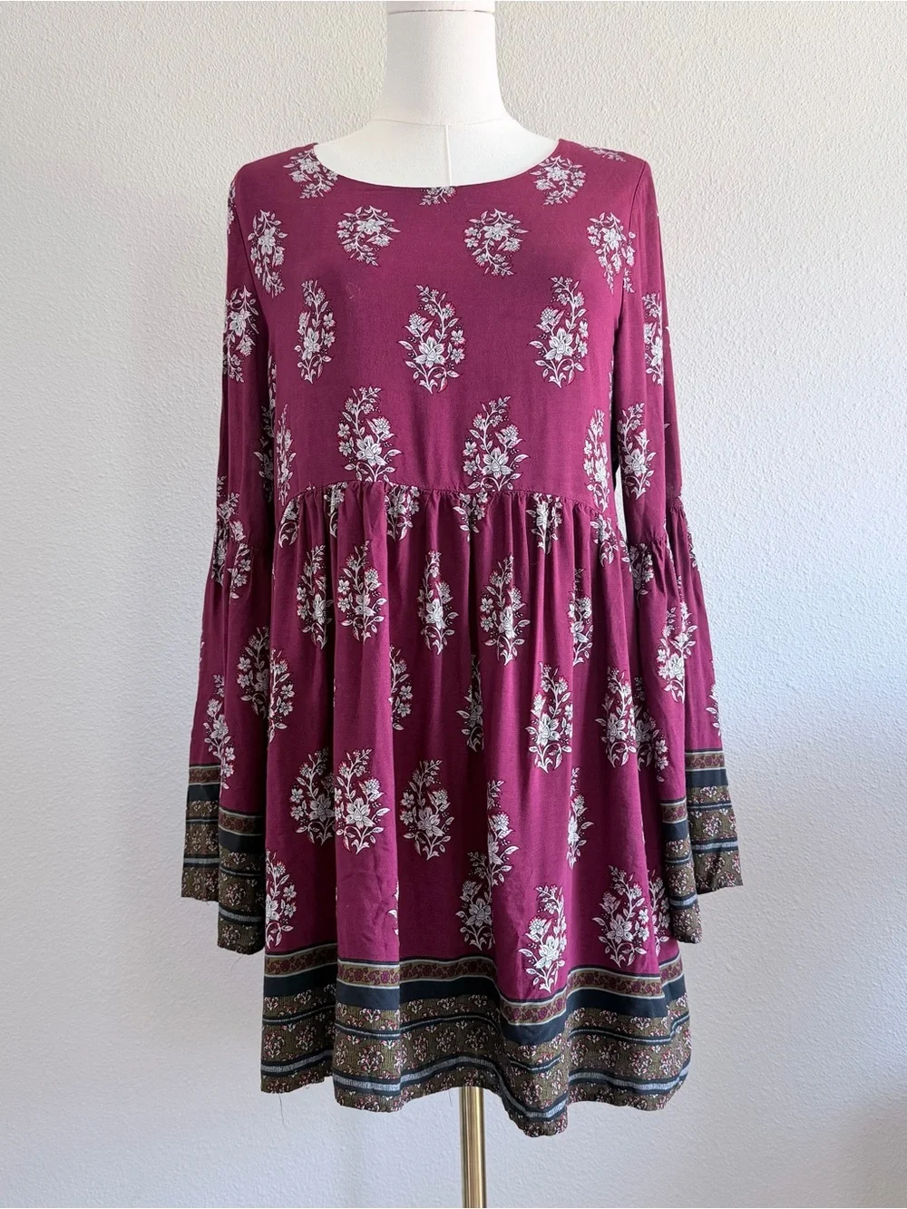 Very J Pull Over Flare Sleeve Tunic Shirt Mini‎ Dress Boho Large Lined Paisley L